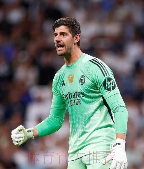 库尔图瓦:很高兴姆巴佩是队友而不是对手 库尔图瓦:很高兴姆巴佩是队友而不是对手